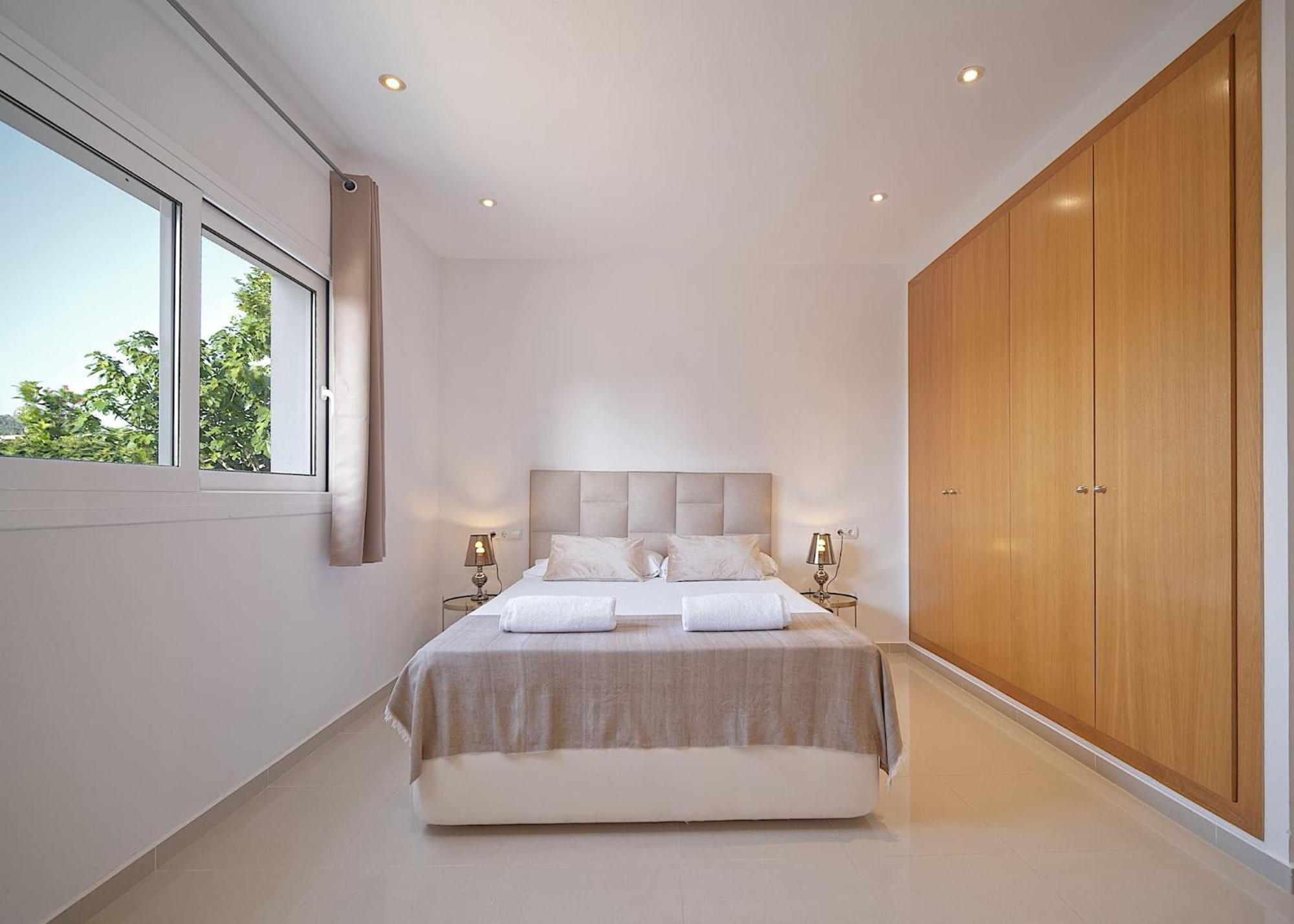 Villa Romeo 2Km From Ibiza Town And 1Km From Talamanca Beach Santa Eularia des Riu Eksteriør billede