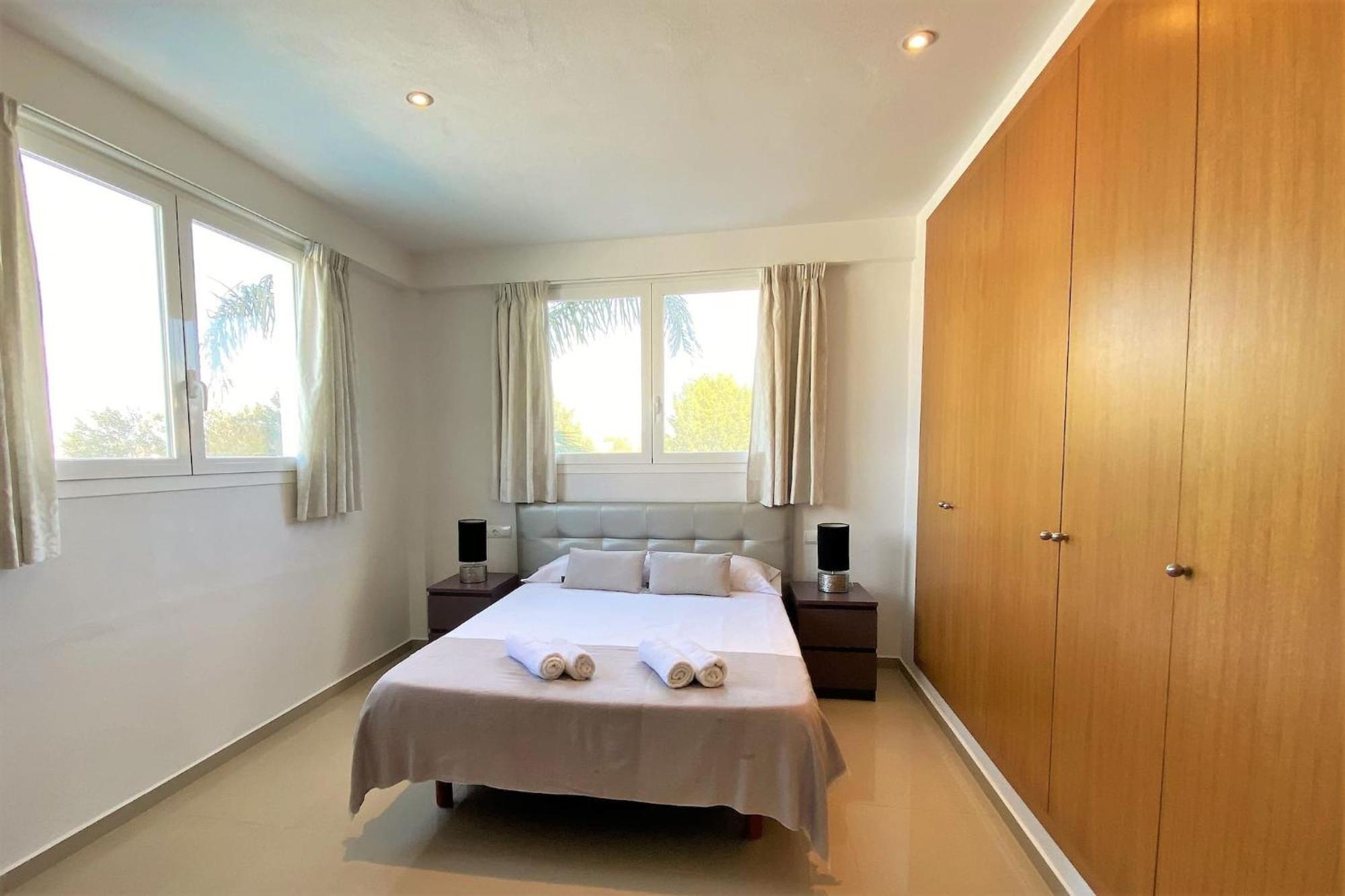 Villa Romeo 2Km From Ibiza Town And 1Km From Talamanca Beach Santa Eularia des Riu Eksteriør billede