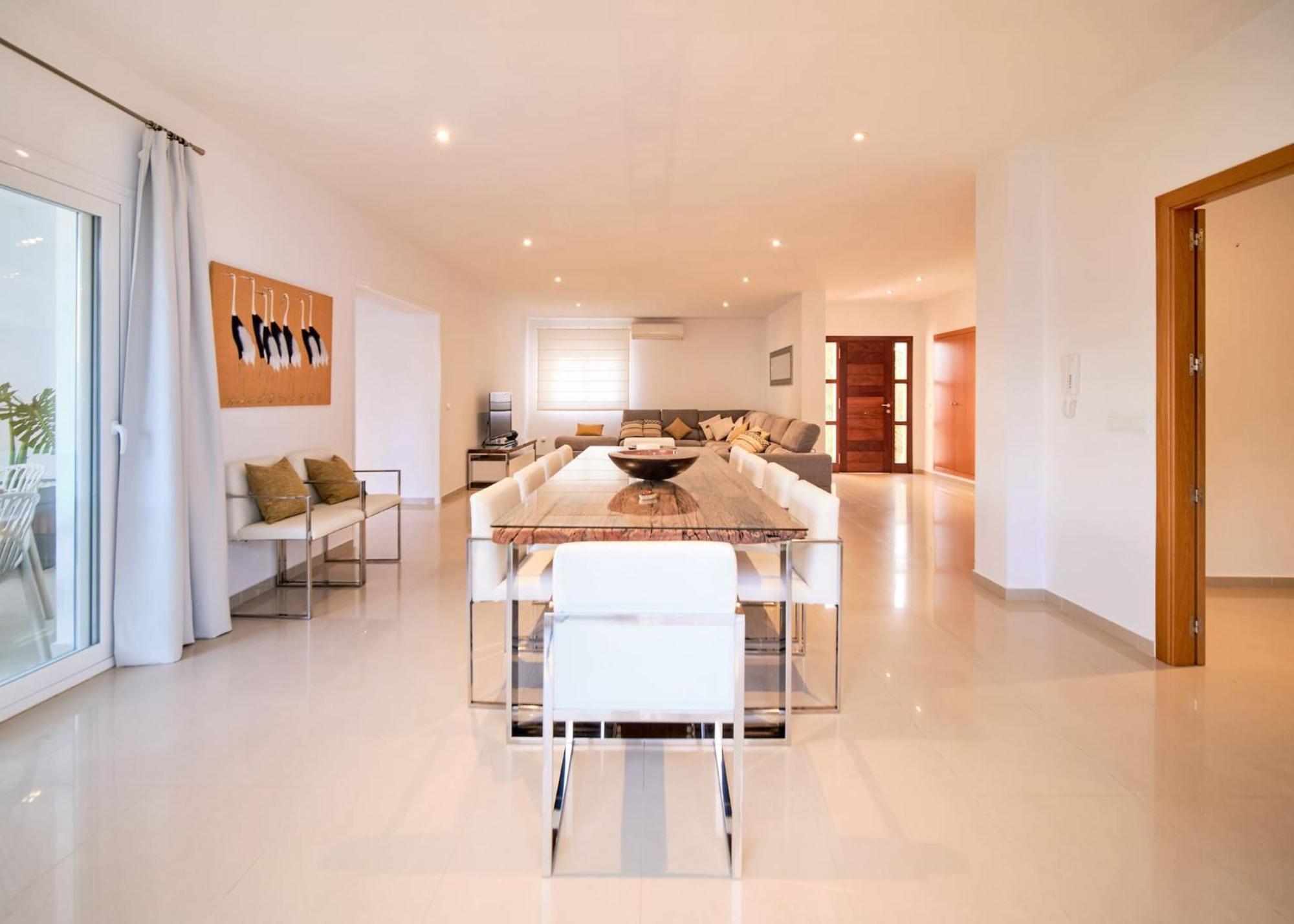 Villa Romeo 2Km From Ibiza Town And 1Km From Talamanca Beach Santa Eularia des Riu Eksteriør billede